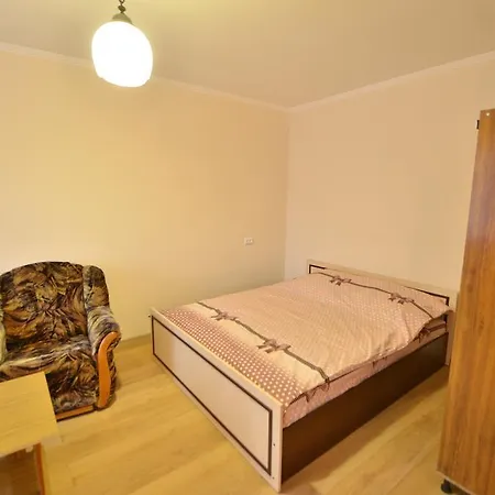 Cozy Studio Apartment On Sadovaya Mykolaiv Exterior photo