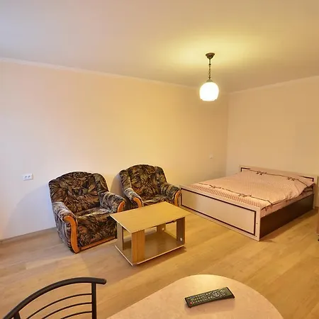 Cozy Studio Apartment On Sadovaya Mykolaiv Exterior photo